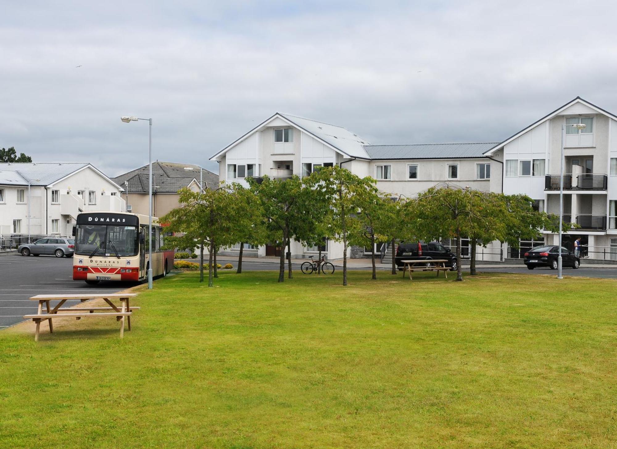 Dunaras Holiday Village Galway Exterior foto